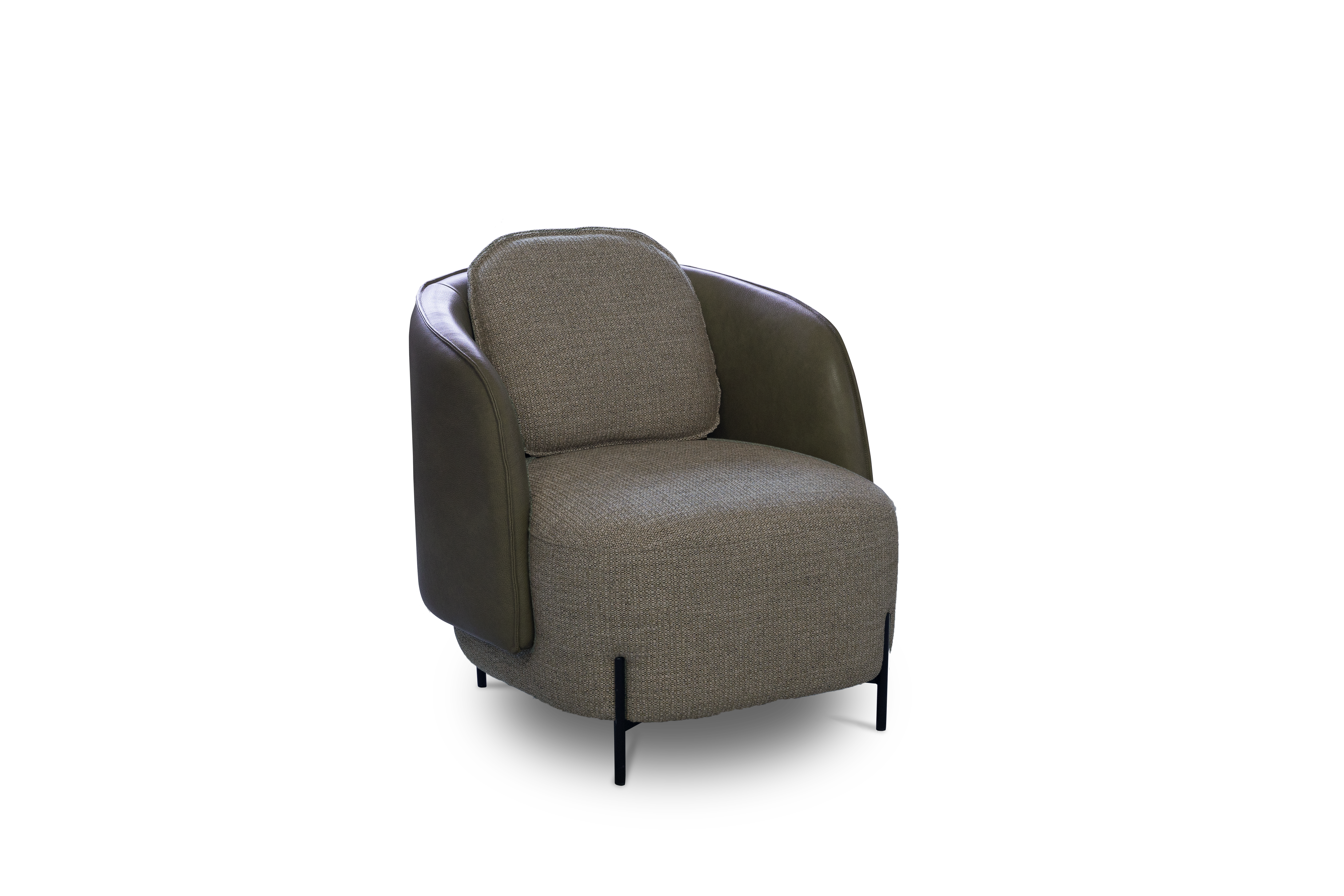 Medea Armchair